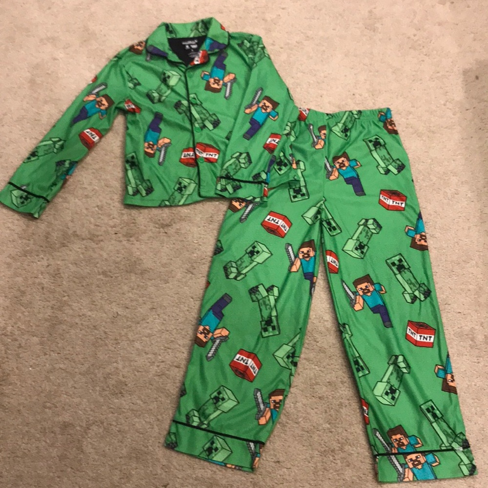 Boys Minecraft pajamas (never worn)